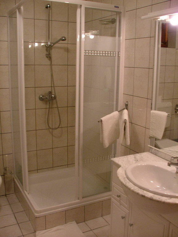 Erdogyongye Etterem Es Panzio Hotell Zalaegerszeg Rum bild
